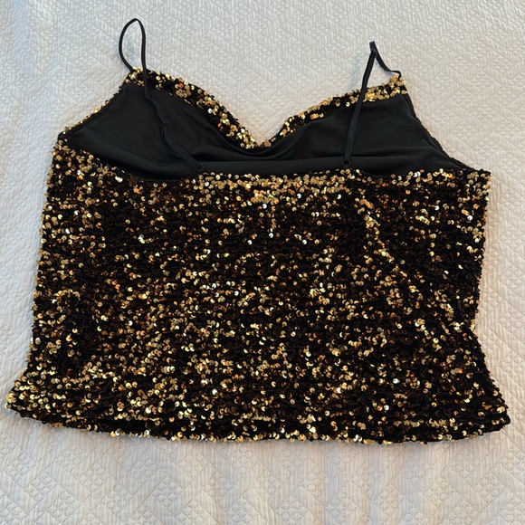 Gold sequin New Years cropped top; XL - Picture 4 of 4